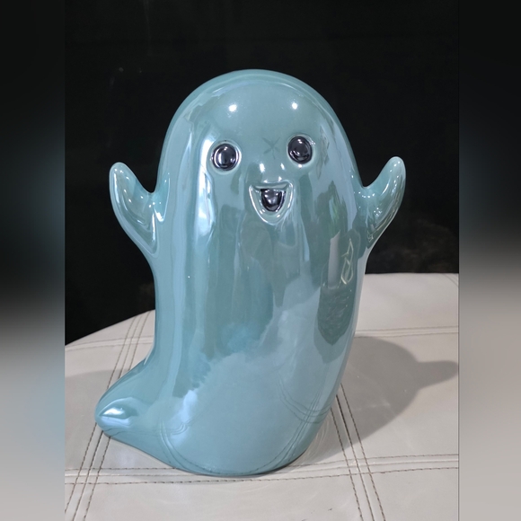 Teal Ceramic Ghost Figurine -Table Decor Halloween NEW - Picture 1 of 6